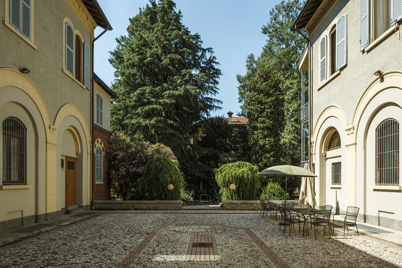 La Cordata Accommodation - San Vittore 49 มิลาน ภายนอก รูปภาพ
