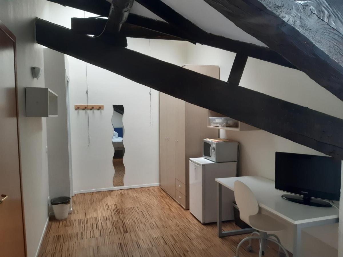 La Cordata Accommodation - San Vittore 49 มิลาน ภายนอก รูปภาพ